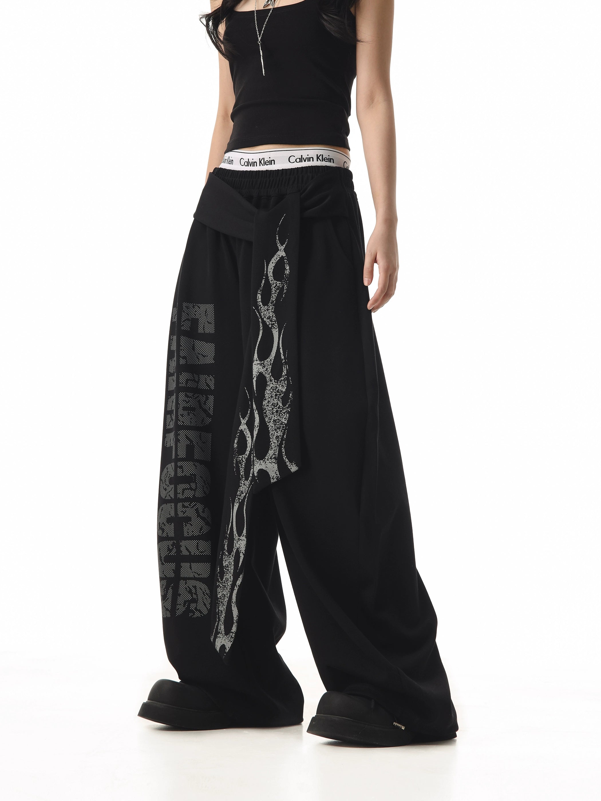NIGHTDANCE SWEATPANTS