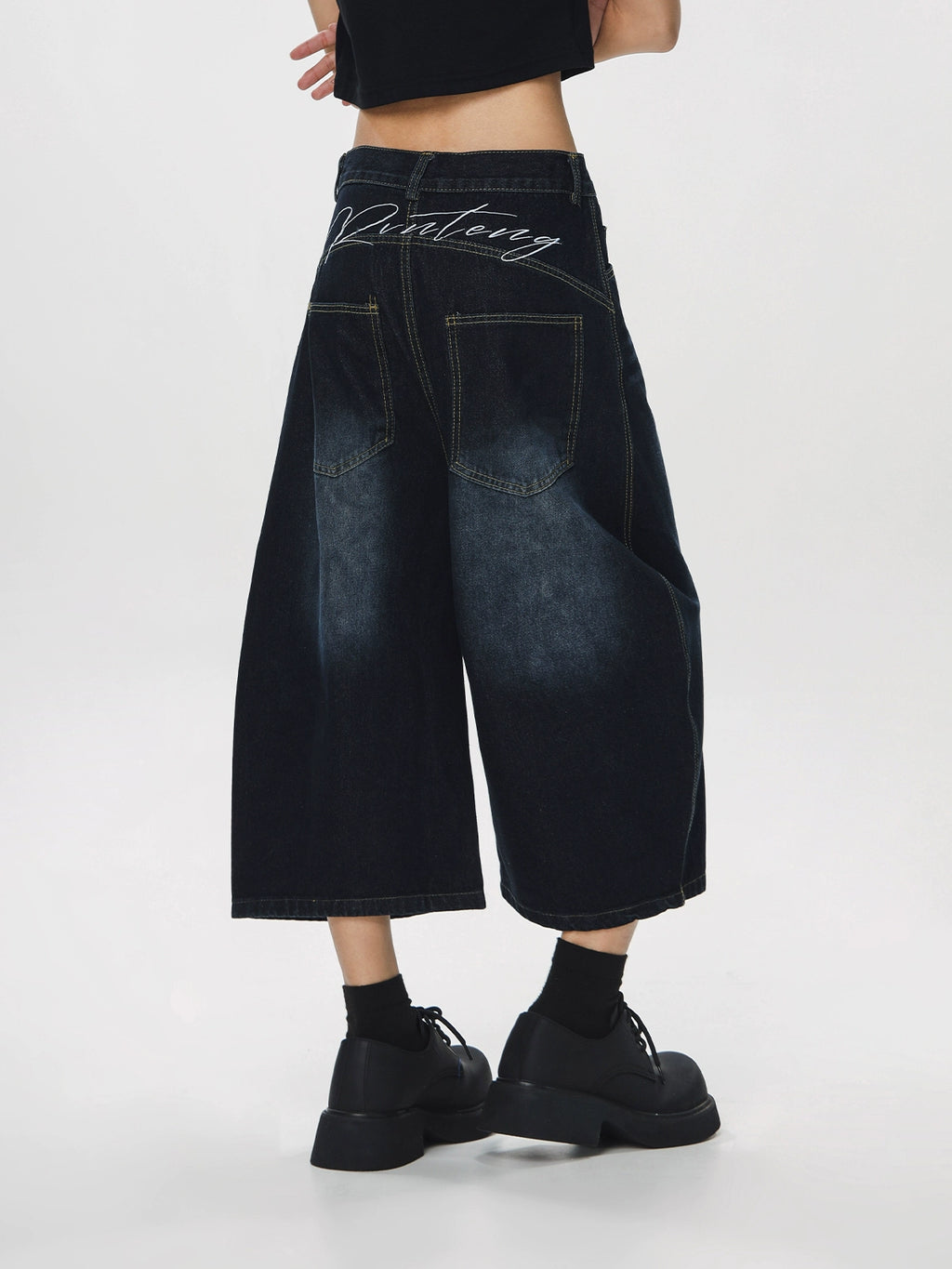 URBAN NOMAD DENIM SHORTS