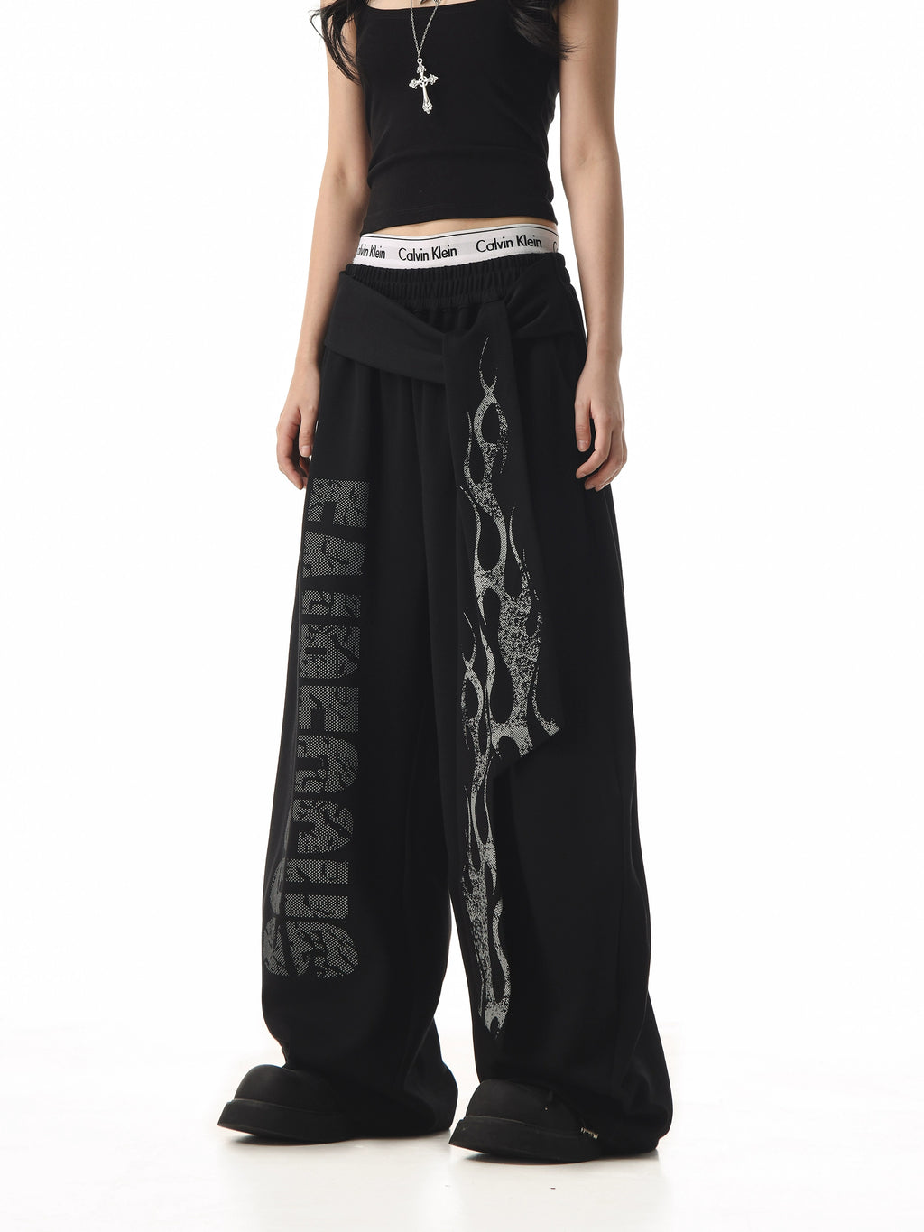 NIGHTDANCE SWEATPANTS