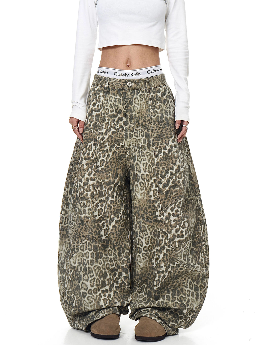 BLACKLISTS VINTAGE LEOPARD BAGGY JEANS