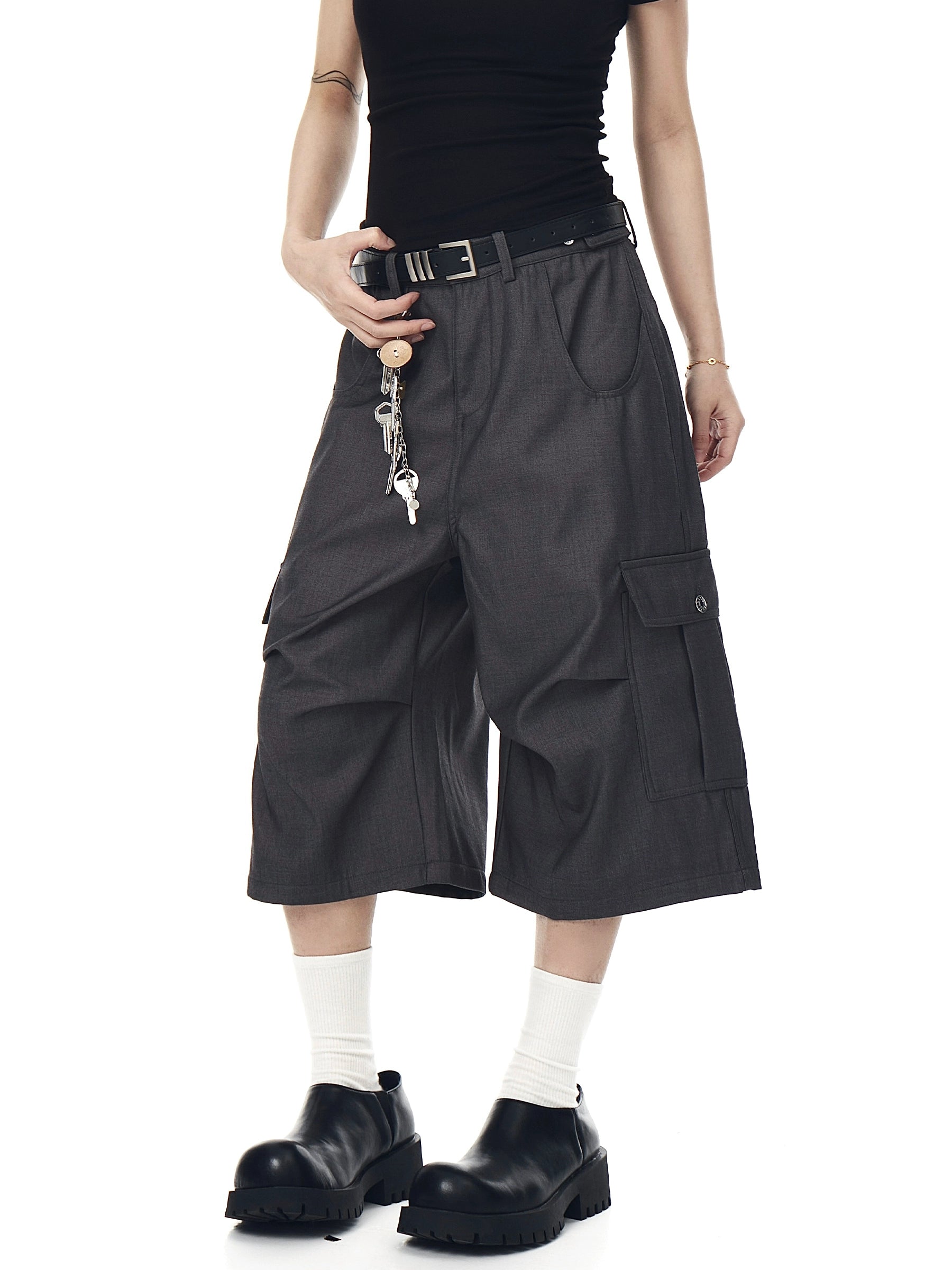 BLACKLISTS MONOLITH CARGO SHORTS